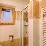 Viola Apartman
